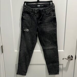 Black Distressed Women's Jeans